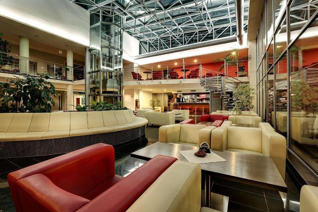 دودينتسي Kupelny Hotel Rubin المظهر الخارجي الصورة